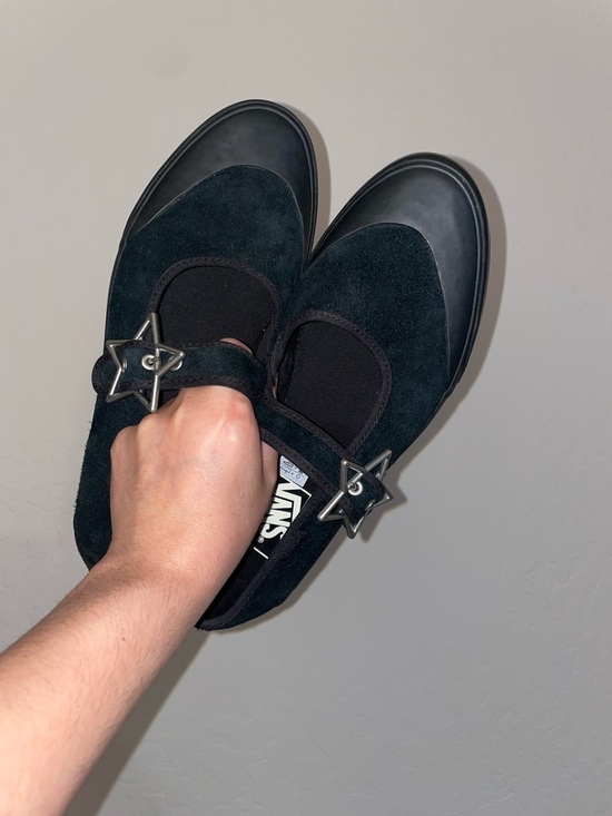 Vans Shoes - Vans Mary Jane All Black Star Buckle